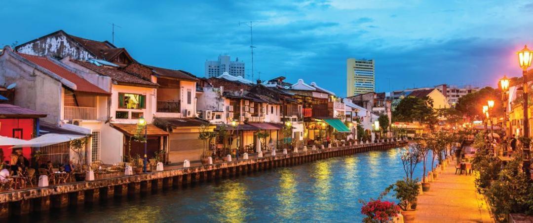 Hotel Sunflower - Hls Malacca Exterior photo